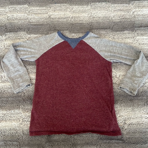 5T Grey & Red Boys Baseball Style shirt - Picture 1 of 3